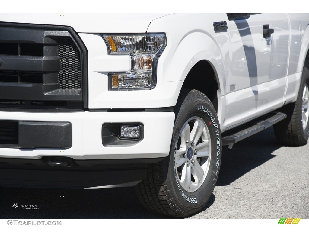 2016 F150 XL SuperCab 4x4 - Oxford White / Medium Earth Gray photo #2
