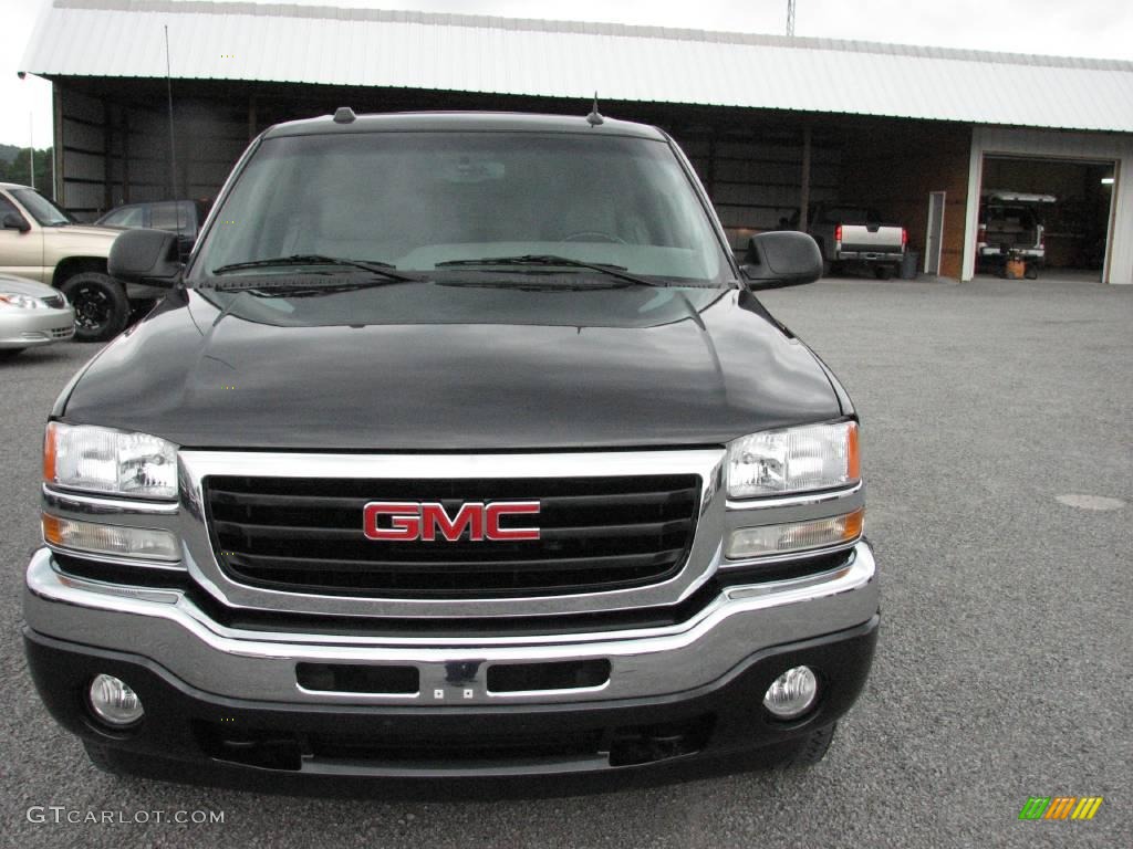 2005 Sierra 1500 SLT Crew Cab 4x4 - Carbon Metallic / Dark Pewter photo #2