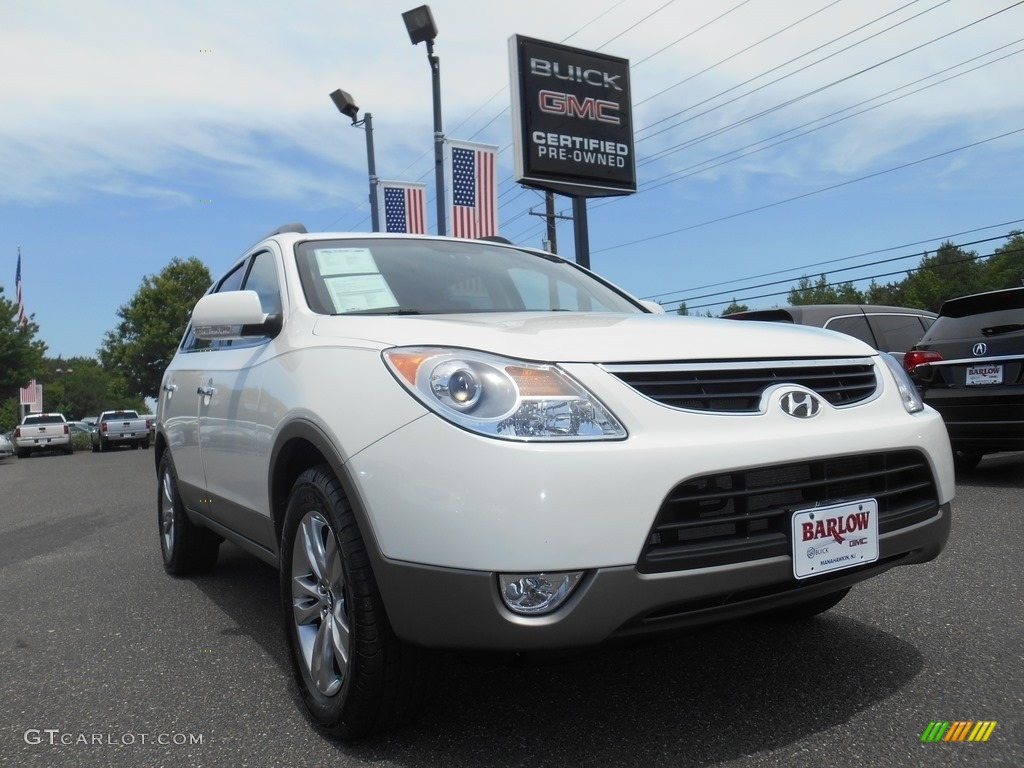 2012 Veracruz Limited AWD - Stone White / Beige photo #1