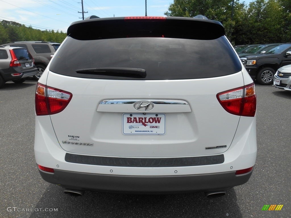 2012 Veracruz Limited AWD - Stone White / Beige photo #3