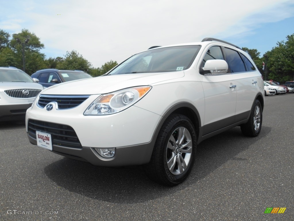 2012 Veracruz Limited AWD - Stone White / Beige photo #5