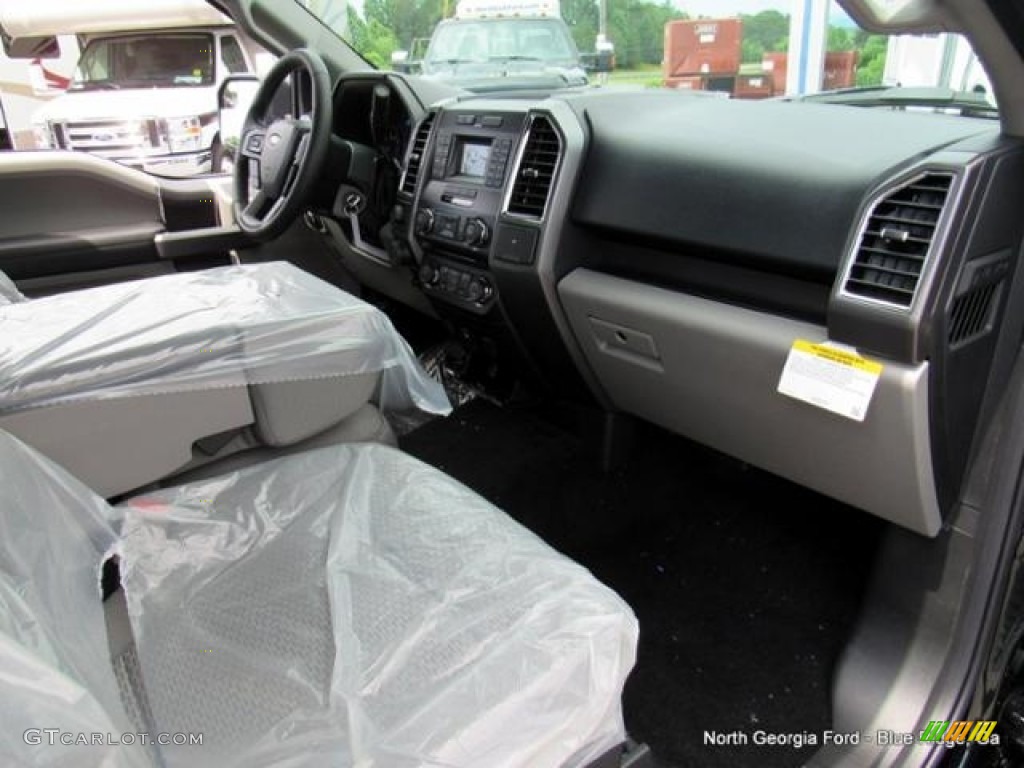 2016 F150 XLT Regular Cab 4x4 - Shadow Black / Medium Earth Gray photo #14