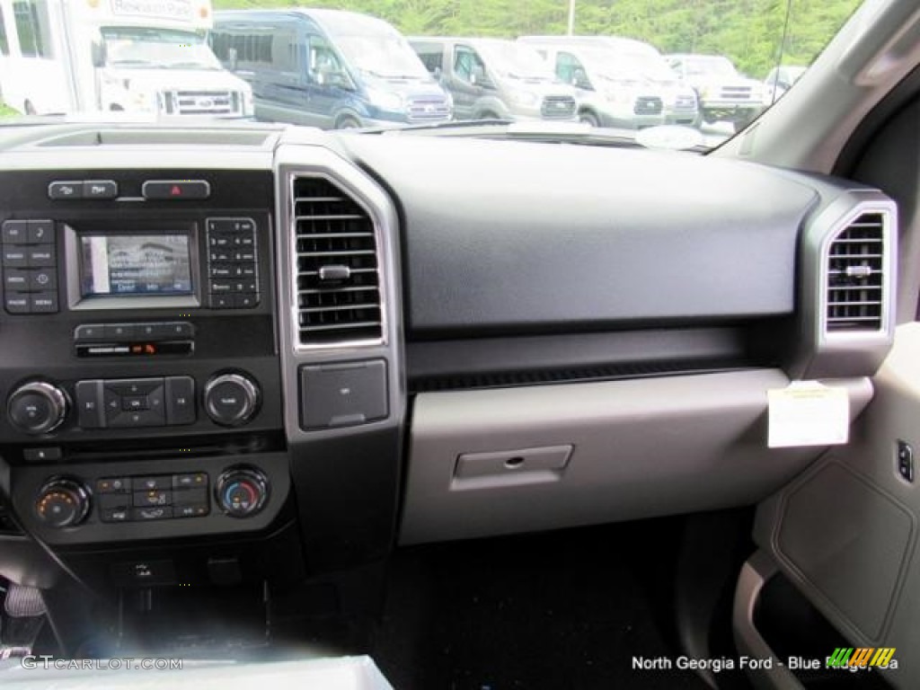 2016 F150 XLT Regular Cab 4x4 - Shadow Black / Medium Earth Gray photo #18