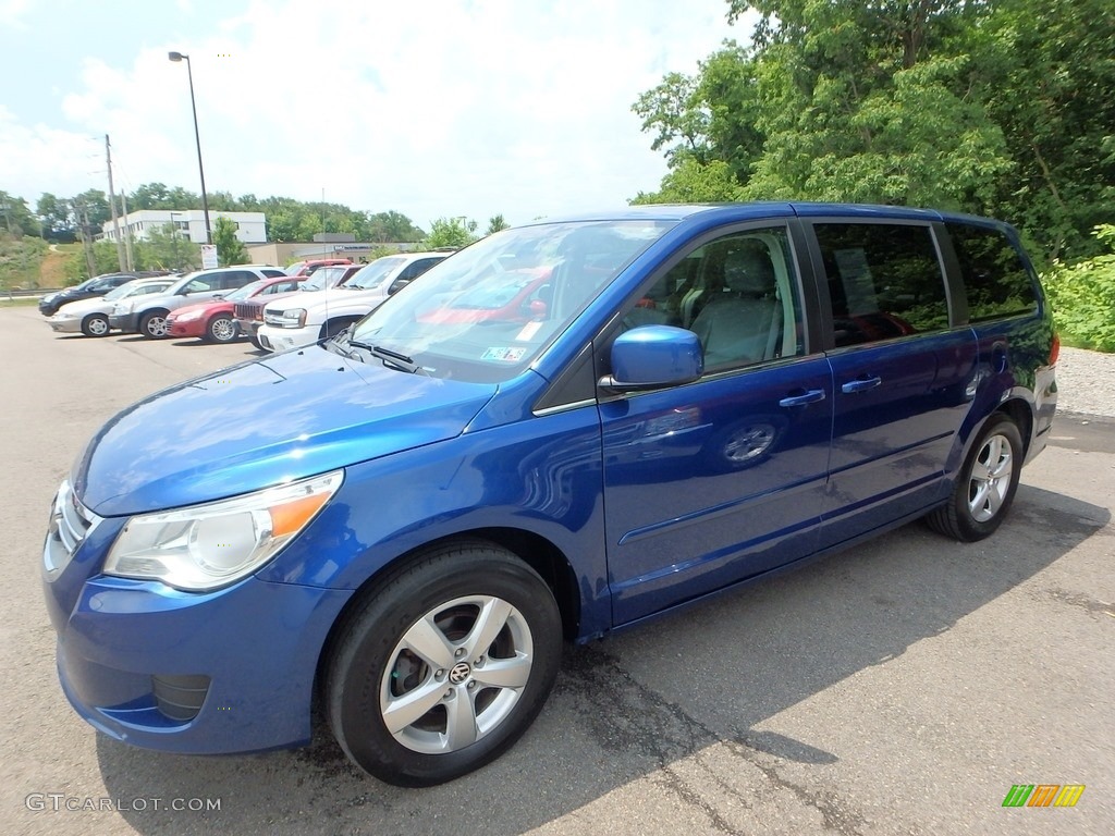 2010 Routan SE - Antigua Blue Metallic / Aero Gray photo #1