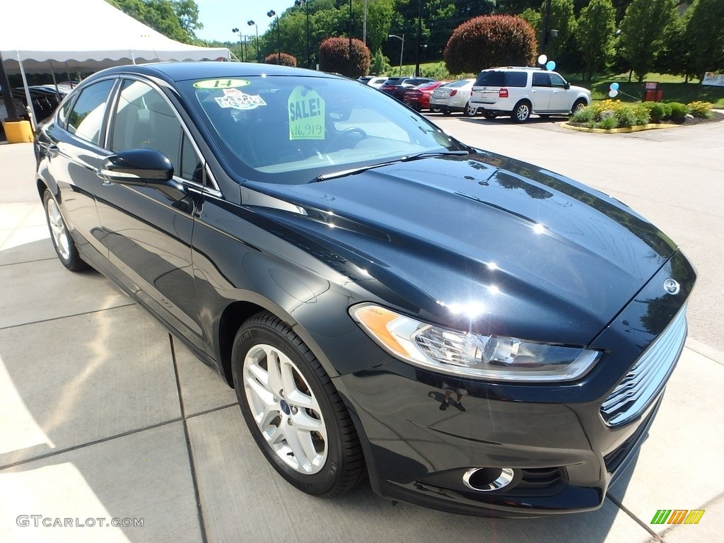 2014 Fusion SE EcoBoost - Dark Side / Charcoal Black photo #7