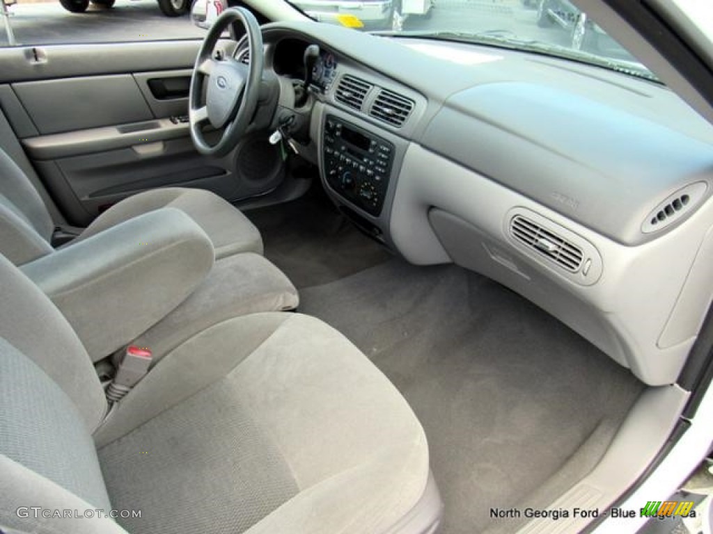 2007 Taurus SE - Vibrant White / Medium/Dark Flint photo #15