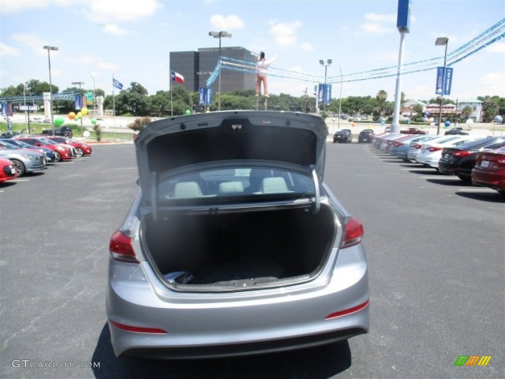2017 Elantra SE - Gray / Gray photo #7