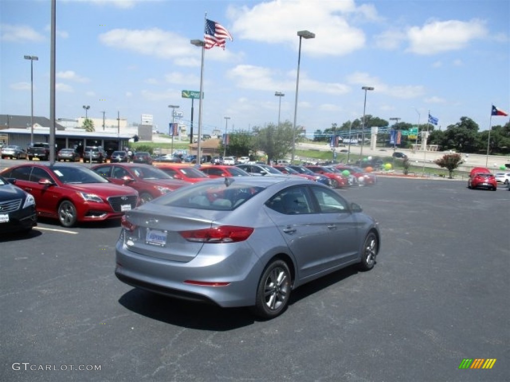 2017 Elantra SE - Gray / Gray photo #9