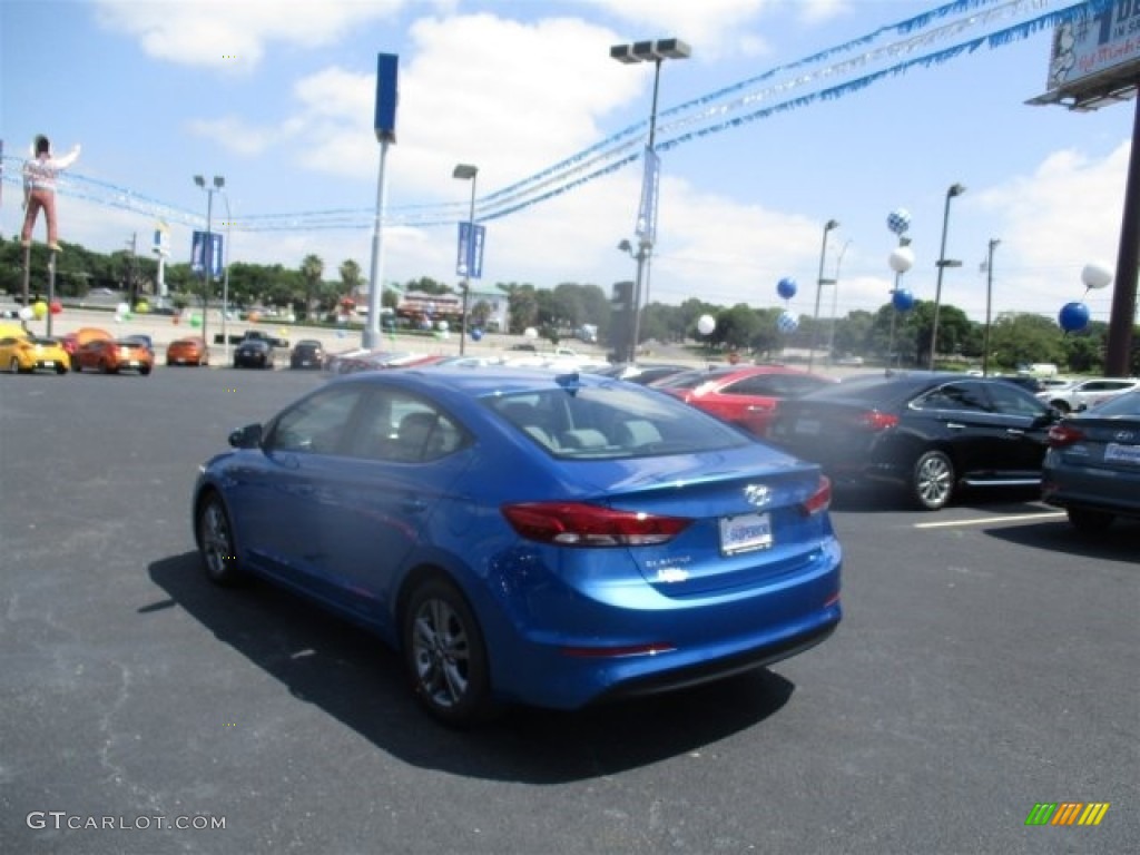 2017 Elantra SE - Electric Blue / Gray photo #5