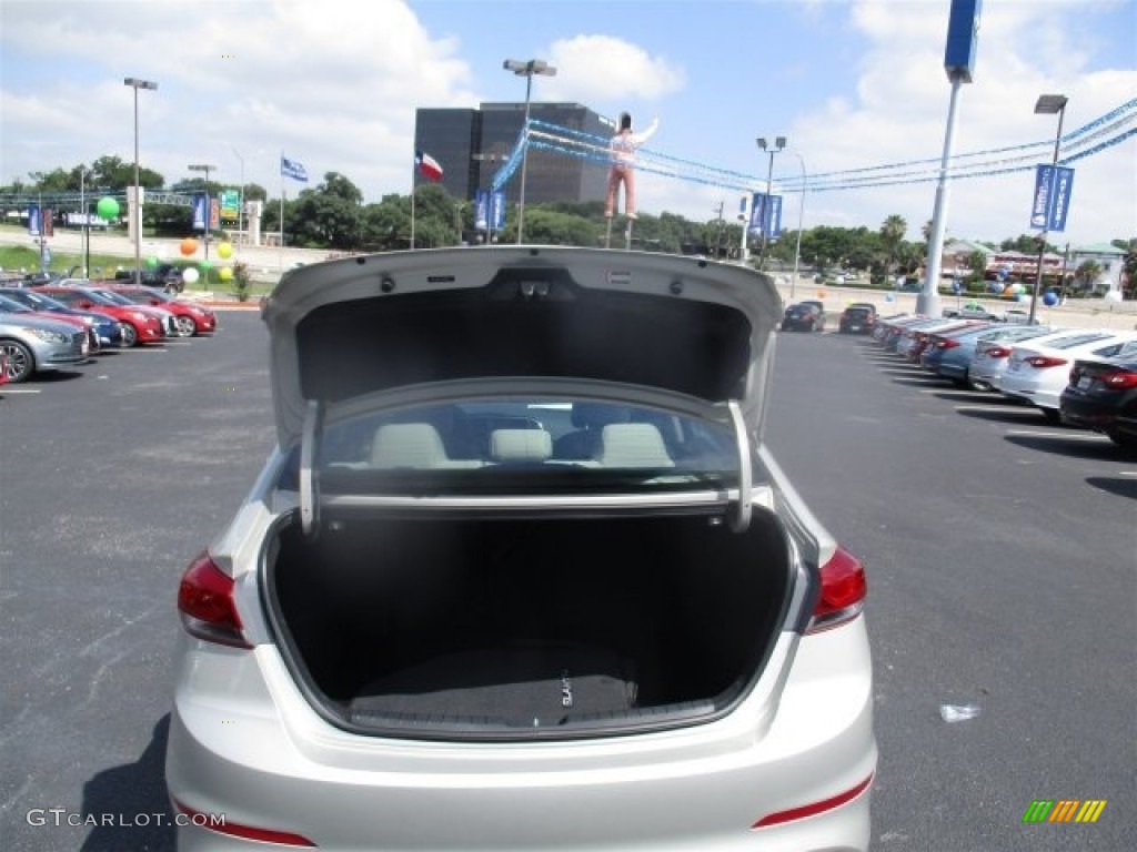 2017 Elantra SE - Beige / Beige photo #10