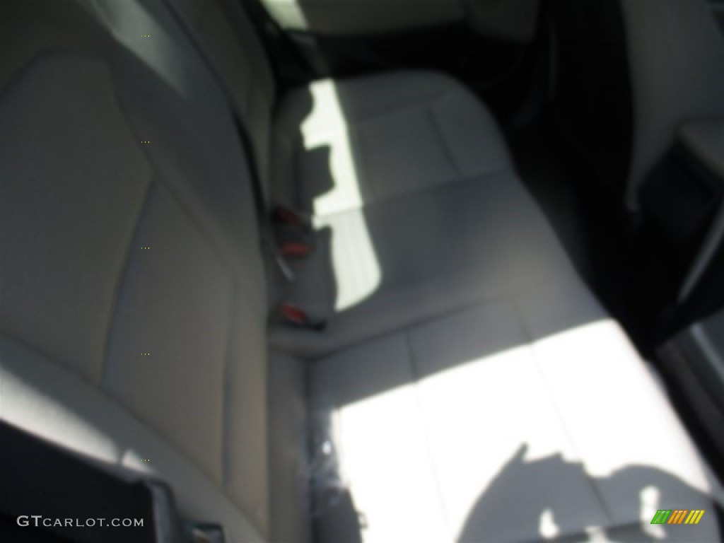 2017 Elantra SE - Beige / Beige photo #14