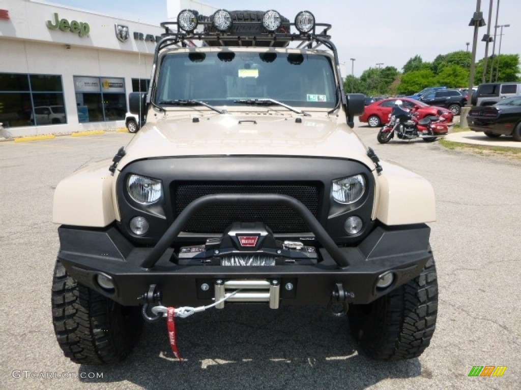 2016 Wrangler Unlimited Sahara 4x4 - Mojave Sand / Black photo #12