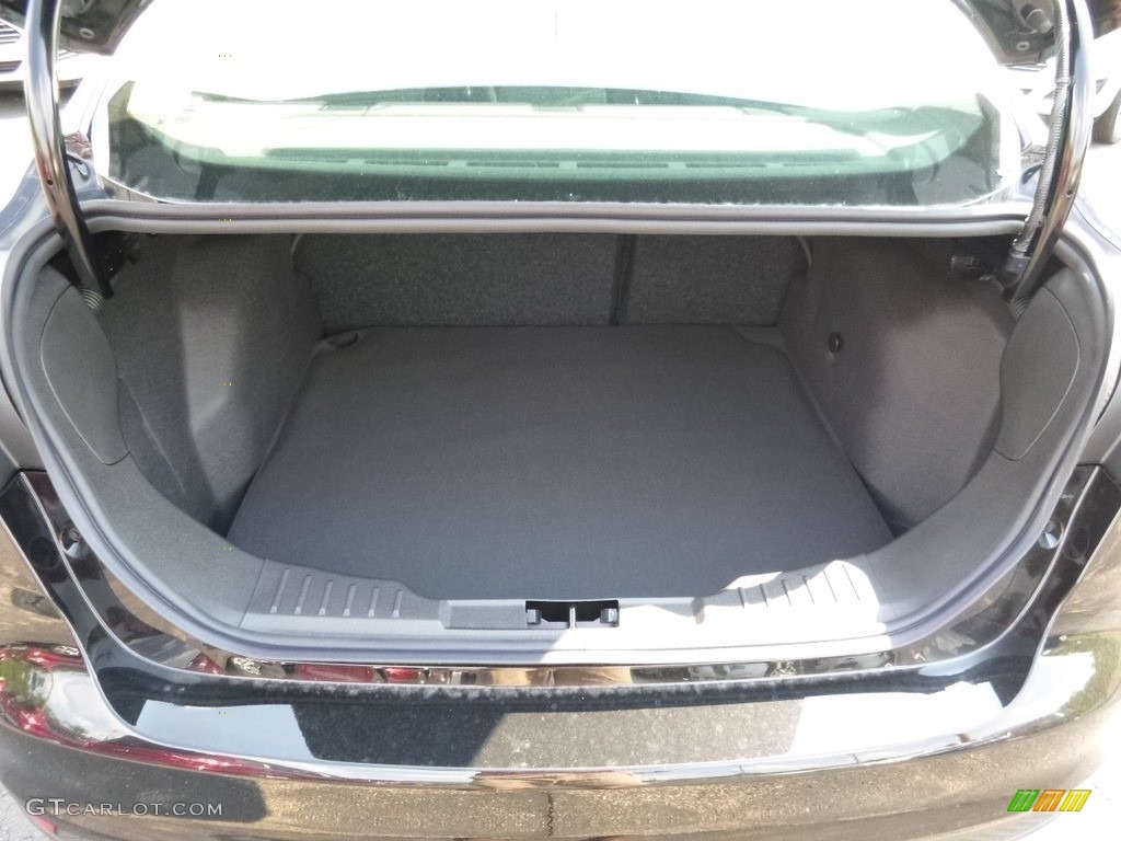 2016 Focus SE Sedan - Shadow Black / Charcoal Black photo #3