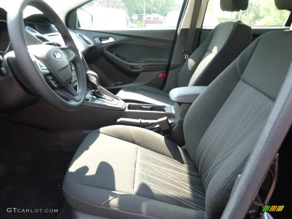 2016 Focus SE Sedan - Shadow Black / Charcoal Black photo #7
