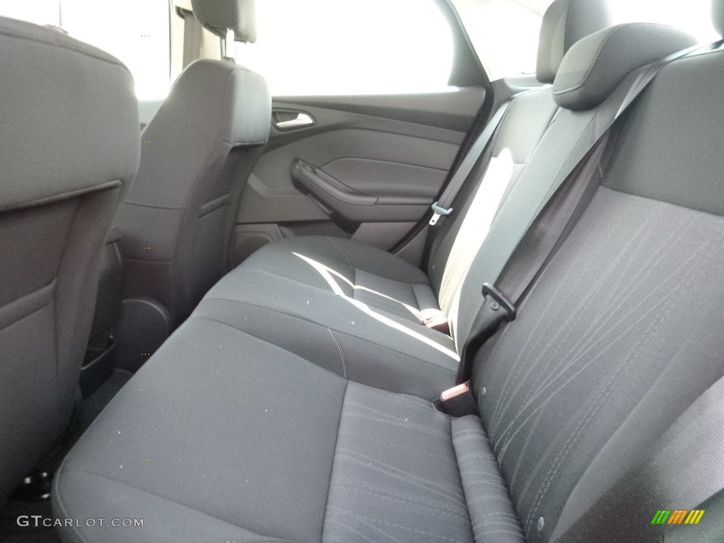 2016 Focus SE Sedan - Shadow Black / Charcoal Black photo #8