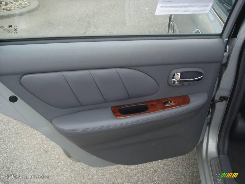 2002 Optima SE V6 - Crystal Silver / Gray photo #10