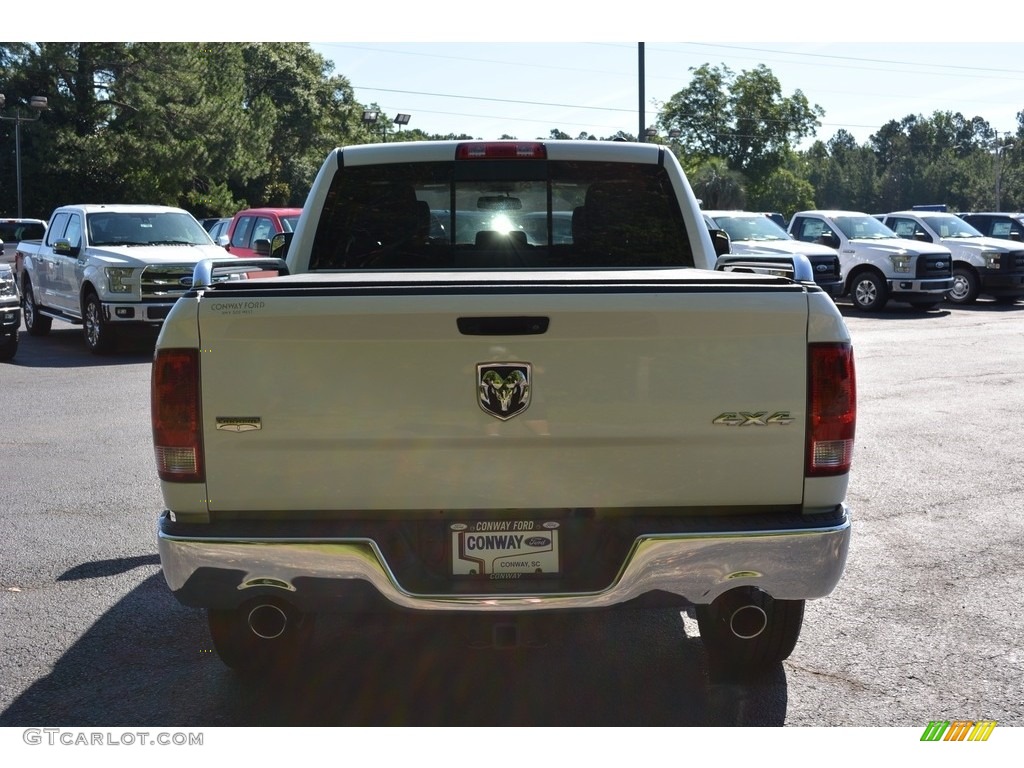 2012 Ram 1500 Laramie Crew Cab 4x4 - Bright White / Light Pebble Beige/Bark Brown photo #4