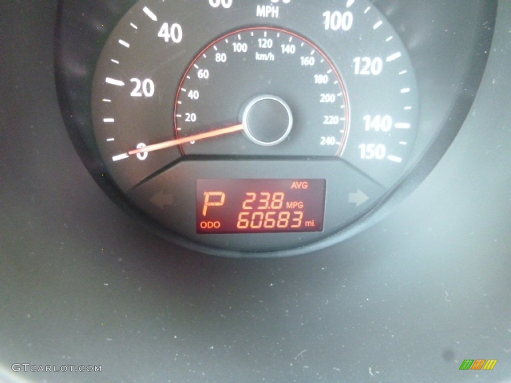2011 Sorento LX - Spicy Red / Beige photo #19