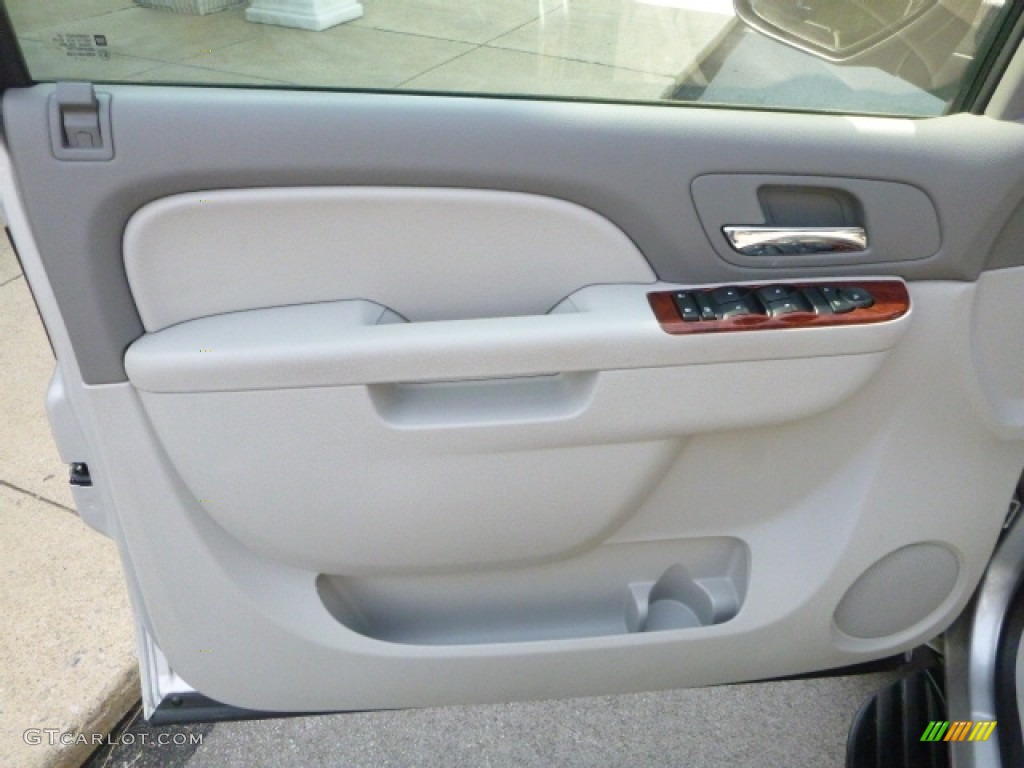 2011 Suburban LT 4x4 - Sheer Silver Metallic / Light Cashmere/Dark Cashmere photo #15