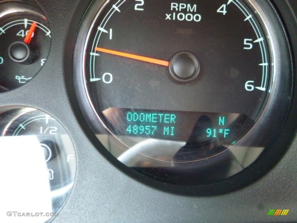 2011 Suburban LT 4x4 - Sheer Silver Metallic / Light Cashmere/Dark Cashmere photo #20