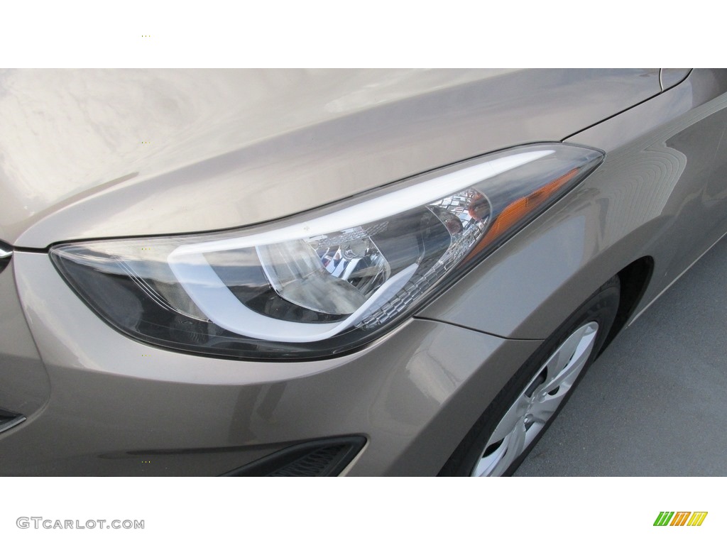 2016 Elantra SE - Desert Bronze / Beige photo #6