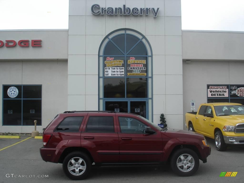 2007 Grand Cherokee Laredo 4x4 - Red Rock Crystal Pearl / Medium Slate Gray photo #1