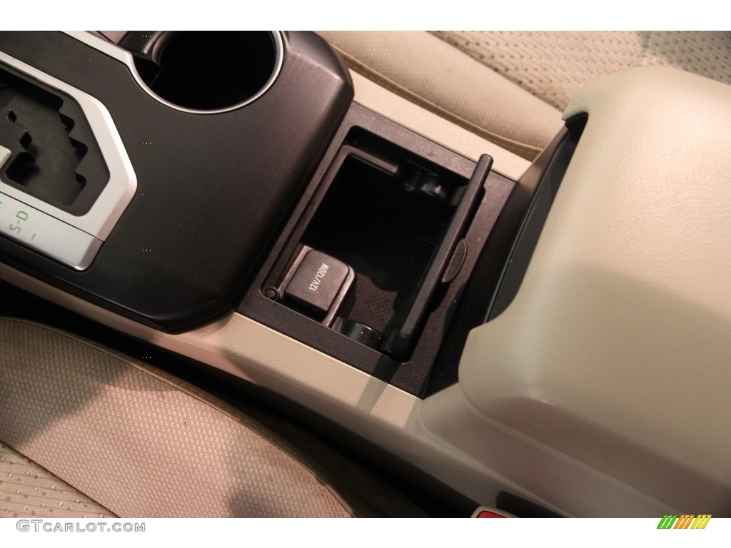 2013 Camry LE - Champagne Mica / Ivory photo #12