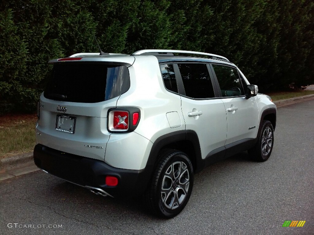 2016 Renegade Limited 4x4 - Glacier Metallic / Black photo #4