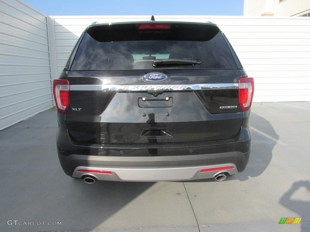 2016 Explorer XLT - Shadow Black / Ebony Black photo #5