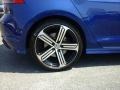 2016 Volkswagen Golf R 4Motion w/DCC. Nav. Wheel and Tire Photo