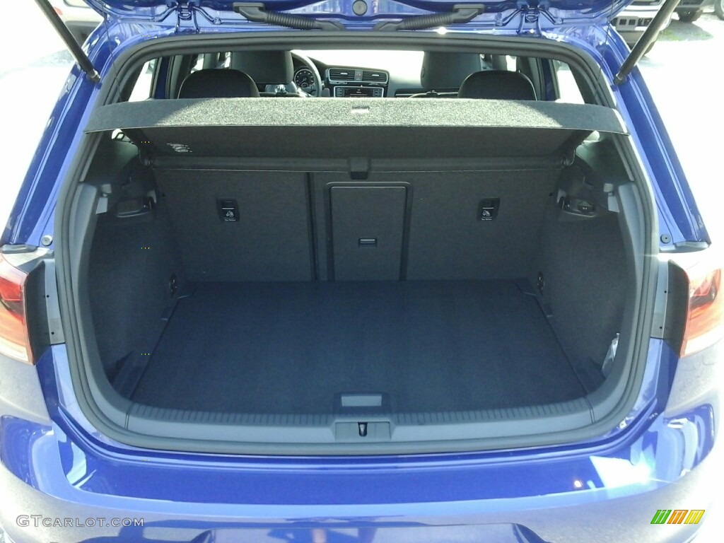 2016 Volkswagen Golf R 4Motion w/DCC. Nav. Trunk Photo #113846920