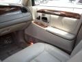 2001 White Pearl Tri Coat Lincoln Town Car Cartier  photo #17