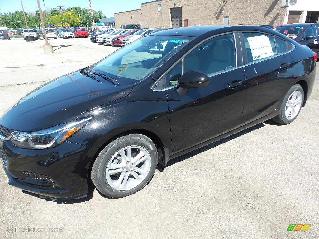 2016 Cruze LT Sedan - Mosaic Black Metallic / Jet Black photo #1