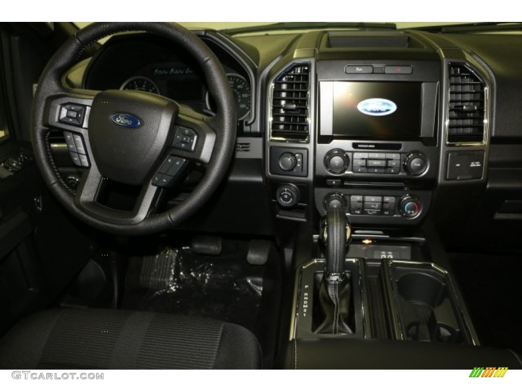 2016 F150 XLT SuperCrew 4x4 - Magnetic / Black photo #9