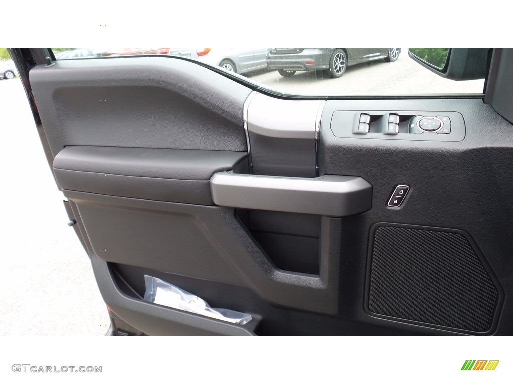 2016 F150 XLT SuperCab 4x4 - Shadow Black / Black photo #13