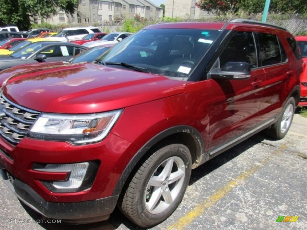 2016 Explorer XLT 4WD - Ruby Red Metallic Tri-Coat / Medium Light Camel photo #2