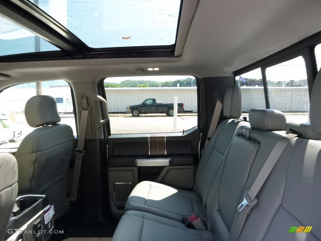 2016 F150 Lariat SuperCrew 4x4 - Ingot Silver / Medium Earth Gray photo #11
