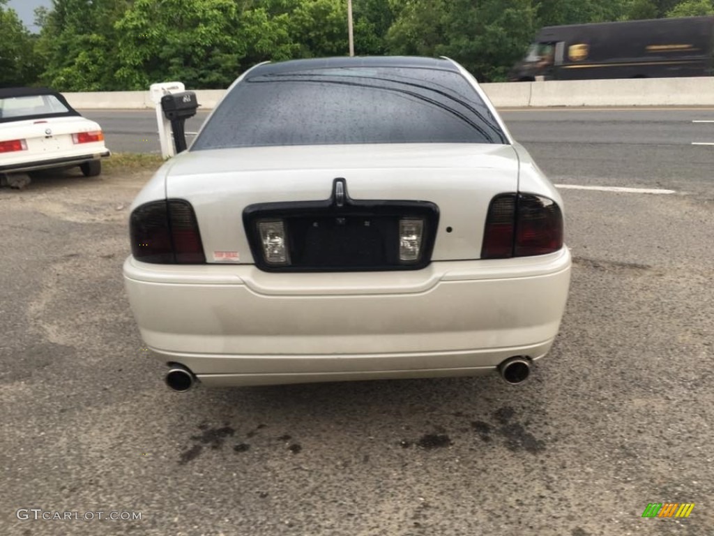 2005 LS V8 - Ceramic White Pearlescent / Shale/Dove photo #5