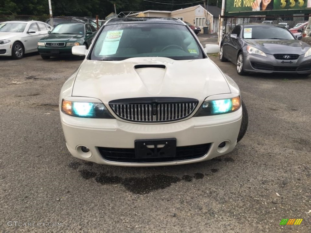 2005 LS V8 - Ceramic White Pearlescent / Shale/Dove photo #9
