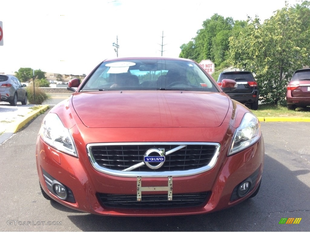 2011 C70 T5 - Flamenco Red Metallic / Cranberry Leather/Off Black photo #2