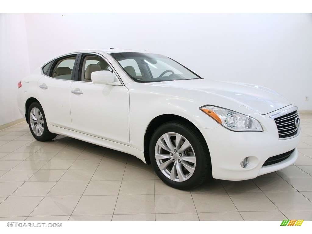 2011 M 37x AWD Sedan - Moonlight White / Wheat photo #1