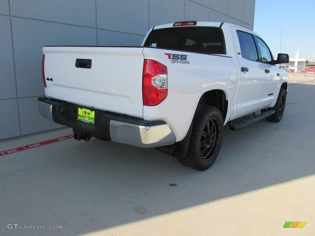 2016 Tundra SR5 CrewMax 4x4 - Super White / Graphite photo #4