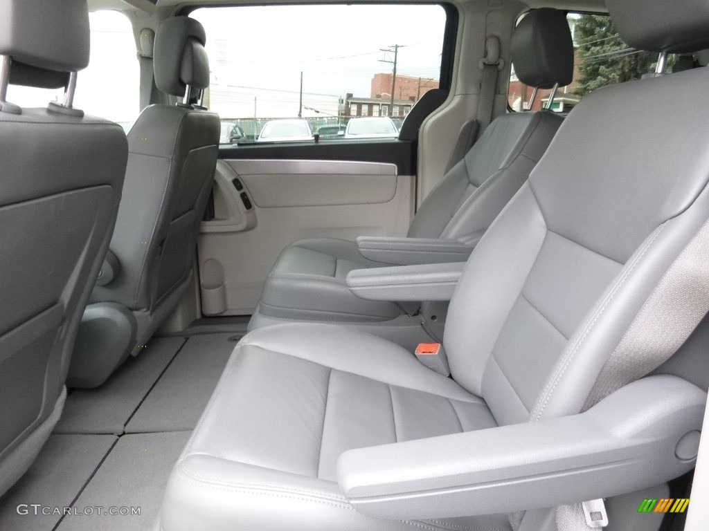 2011 Routan SEL - Twilight Gray Metallic / Aero Gray photo #6