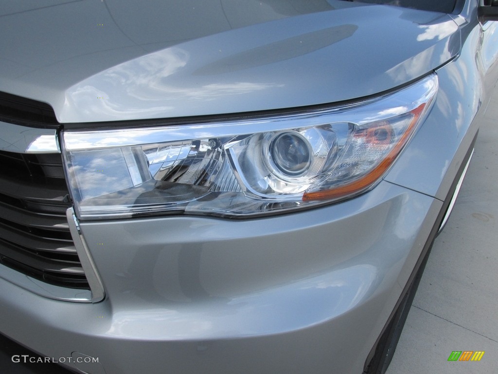 2016 Highlander XLE - Silver Sky Metallic / Black photo #9