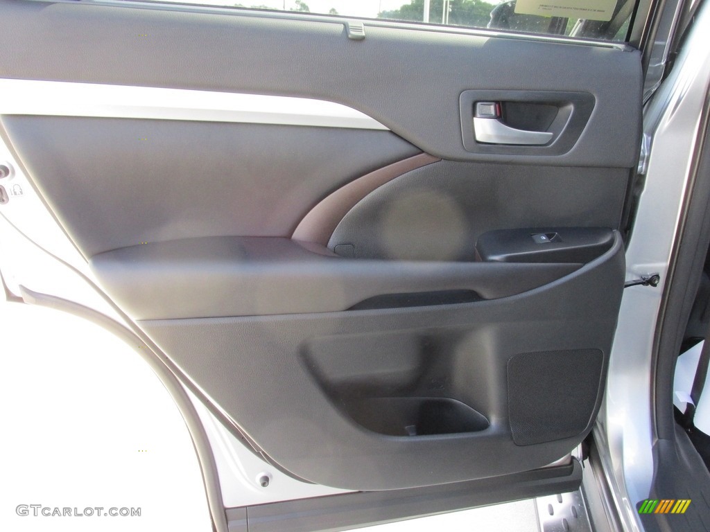 2016 Highlander XLE - Silver Sky Metallic / Black photo #19
