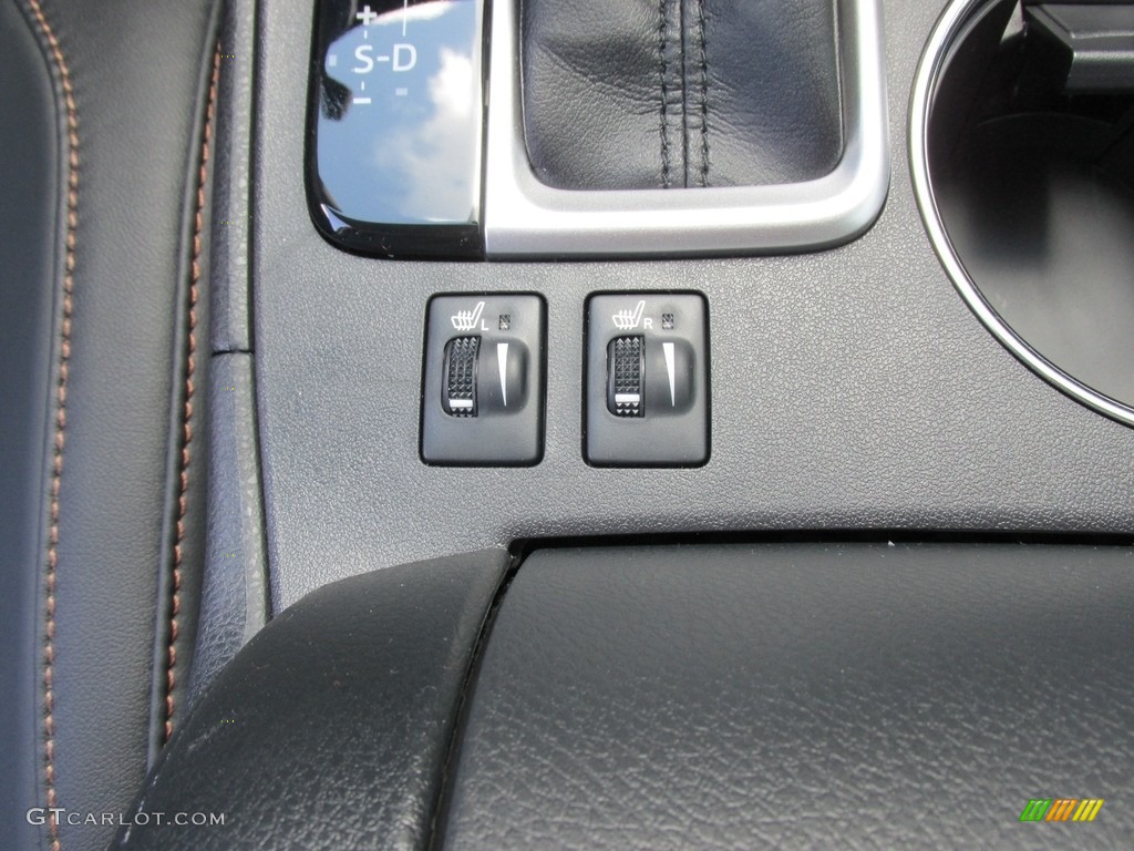 2016 Highlander XLE - Silver Sky Metallic / Black photo #32
