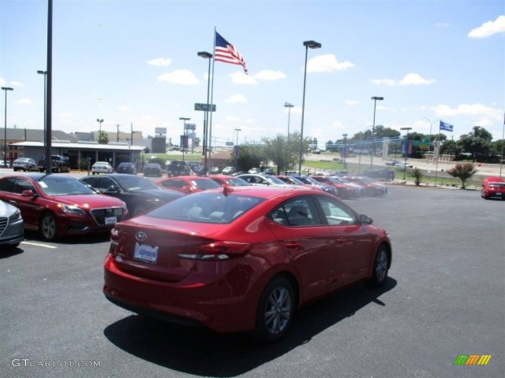 2017 Elantra SE - Red / Gray photo #7