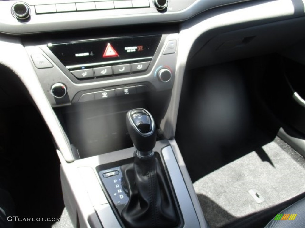 2017 Elantra SE - Red / Gray photo #16