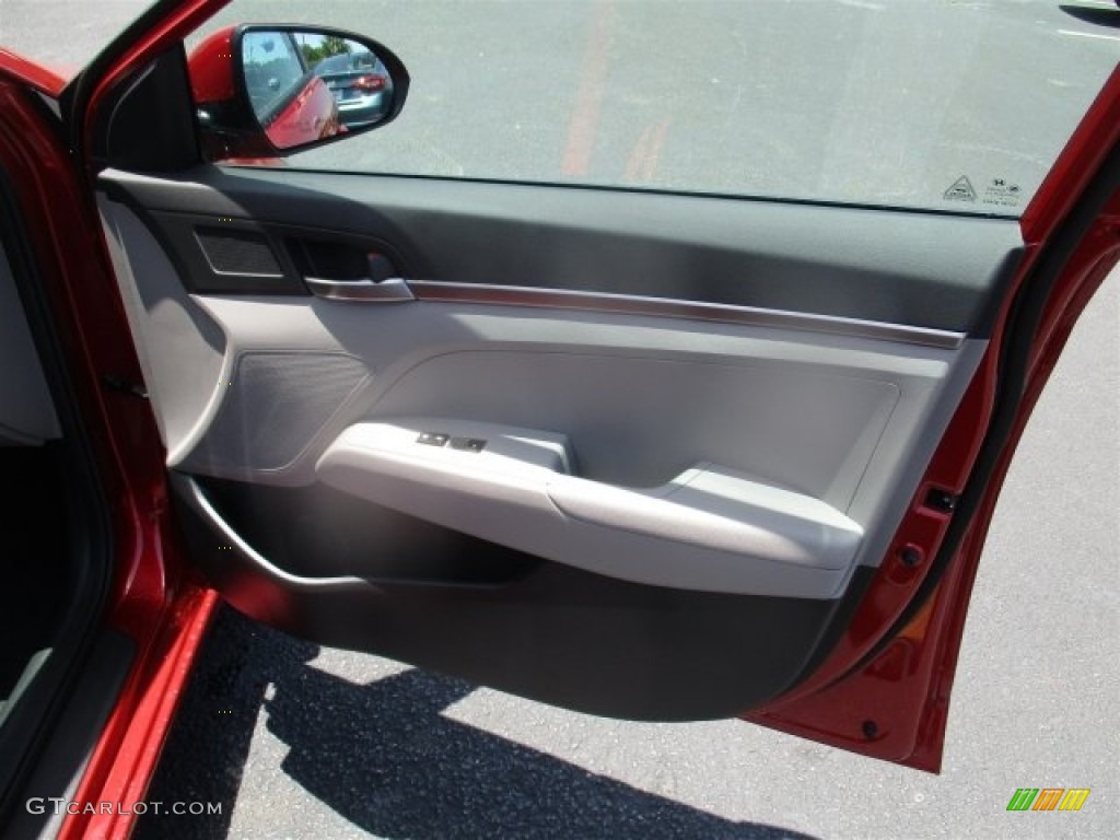 2017 Elantra SE - Red / Gray photo #18