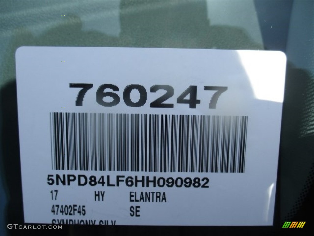 2017 Elantra SE - Silver / Gray photo #22